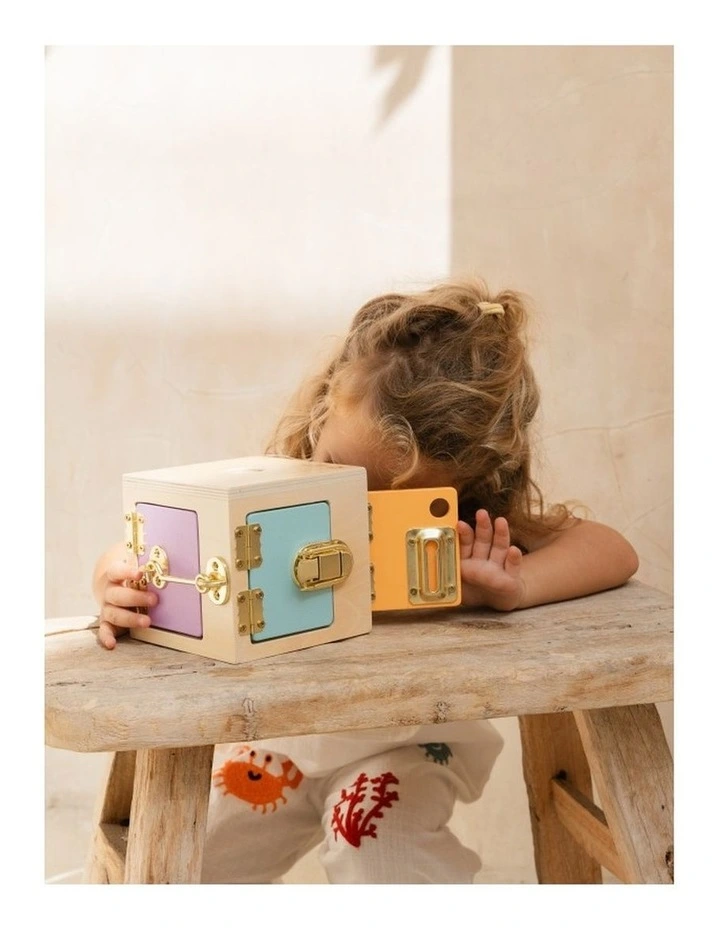 Montessori by Eichhorn Lock Cube image 5