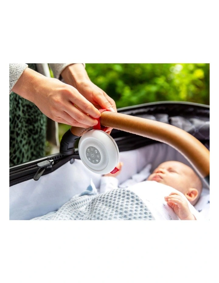 Suzy Portable Baby Soother image 3