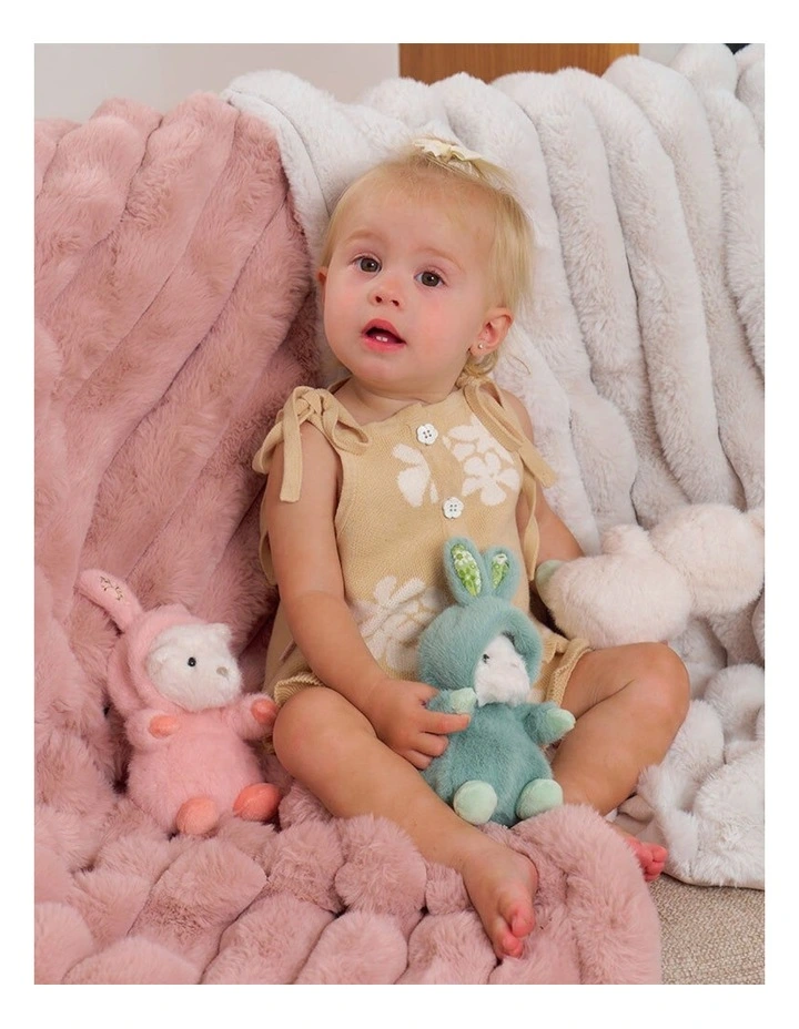 Annabel Trends Baby Blanket Throw Ribbed Faux Fur Dusty Pink image 3