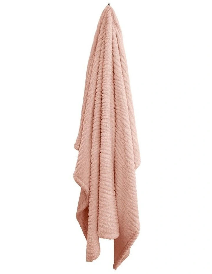Fleur Darling Fluffy Blanket in Soft Pink image 1