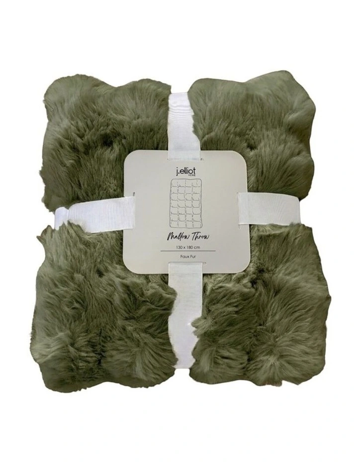 Mallow Faux Fur Throw in Forest Green image 3