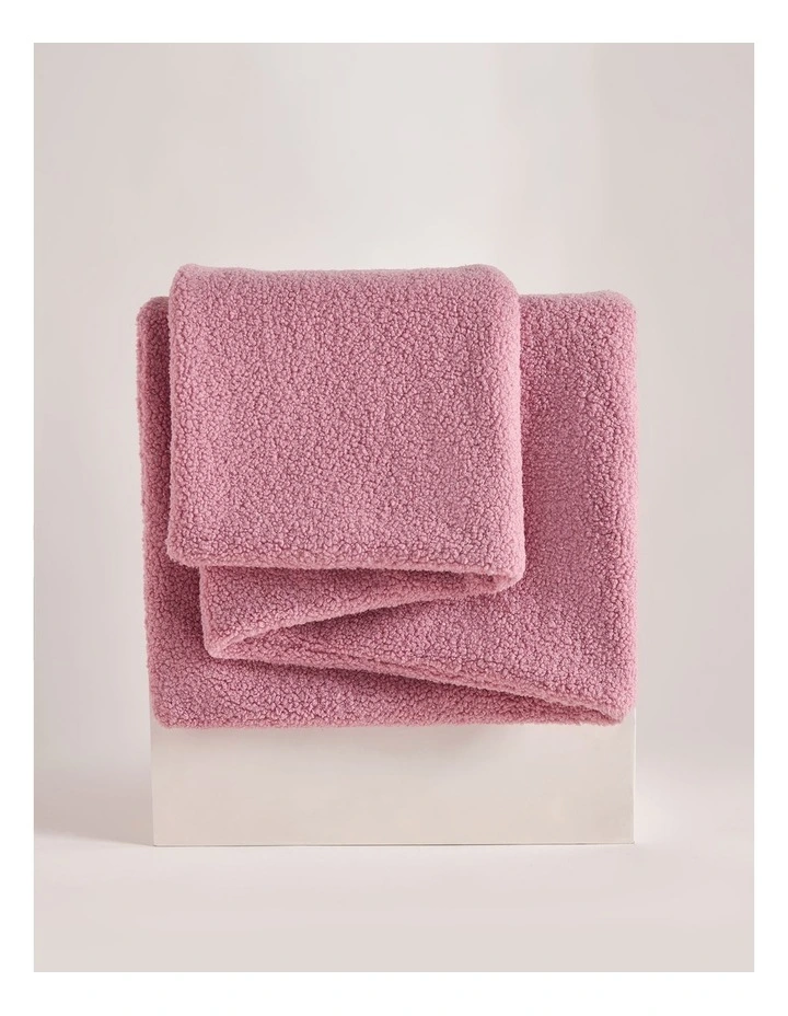 Otis Teddy Fleece Double-Sided Throw 130x160cm in Rose Pink image 2