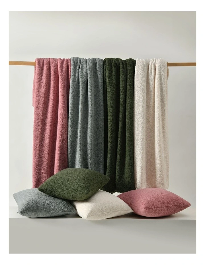 Otis Teddy Fleece Double-Sided Throw 130x160cm in Snow image 6