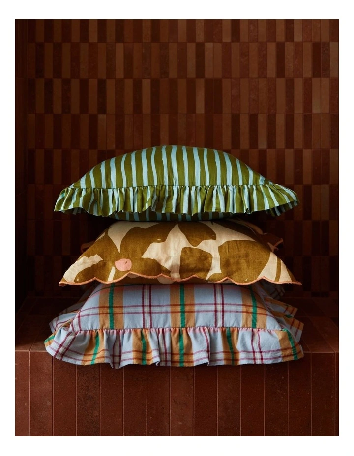 Strokes Ruffle Cushion Cover image 5