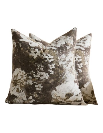 Taupe colour