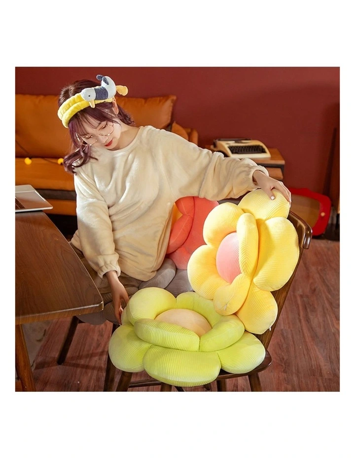 SOGA 2X Red Double Flower Shape Cushion image 4