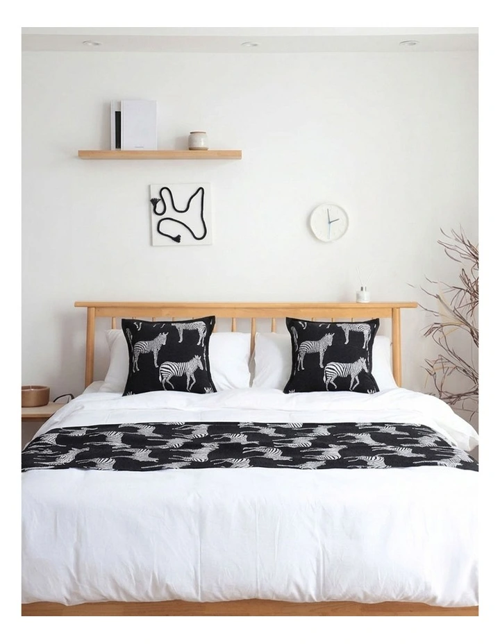 SOGA 1.5m Black Zebra Luxury Bed Runner Vintage Bedding Set of 3 image 3