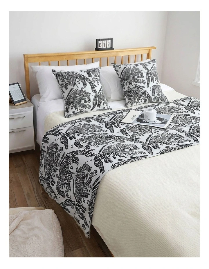 SOGA 1.8m Light Black Luxury Mottled Bed Runner Vintage Bedding Set of 3 image 2
