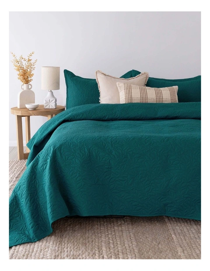 Botanica Coverlet Set image 1