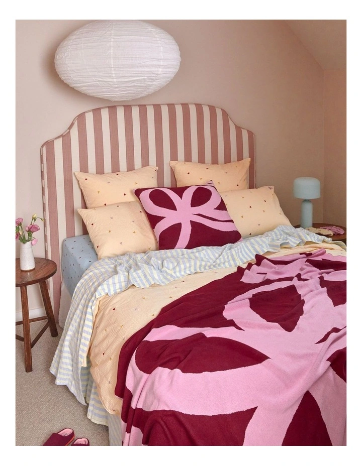 Ribbon Knitted Cushion image 3