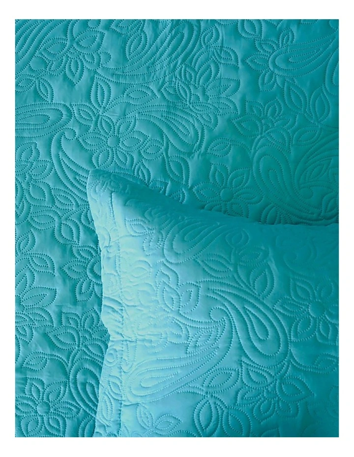 Paisley Coverlet Set image 3
