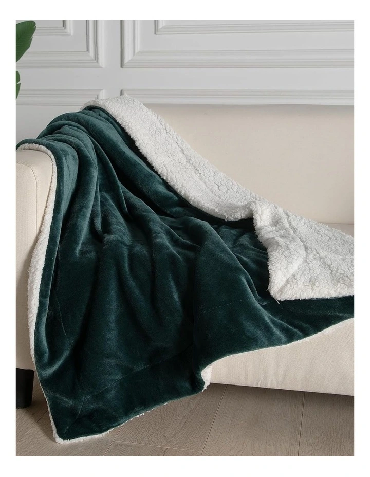 GIOIA CASA Teddy Sherpa Reversible Throw in Emerald Green image 2