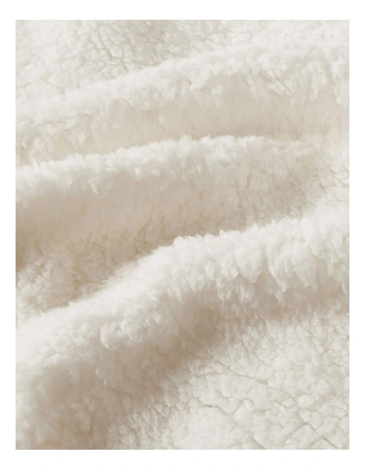 GIOIA CASA Teddy Sherpa Reversible Throw in Sage image 6