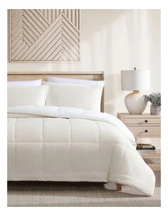 Avalon Faux Fur Sherpa 3 Piece Comforter Set in Cream
