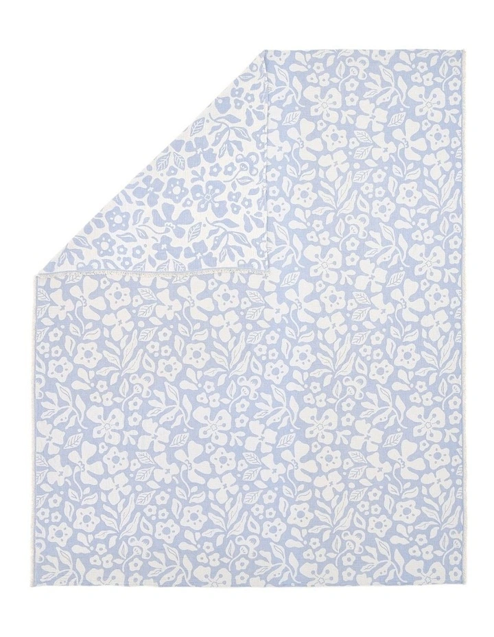 Dreamaker Briar Floral Cotton Blanket in Sky Blue image 3