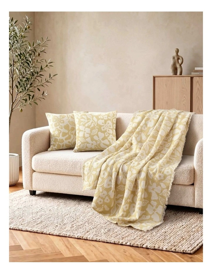 Dreamaker Briar Floral Cotton Blanket in Buckwheat image 5
