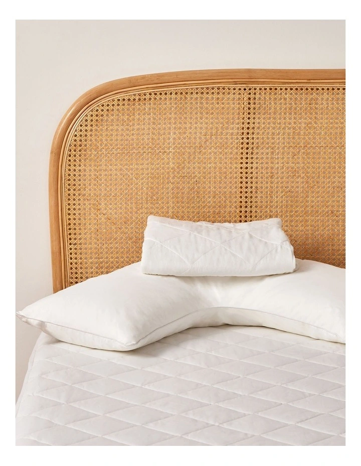Dreamaker Down Alternative Pillow with Cotton Cover Pillow Protector - V Shape image 3