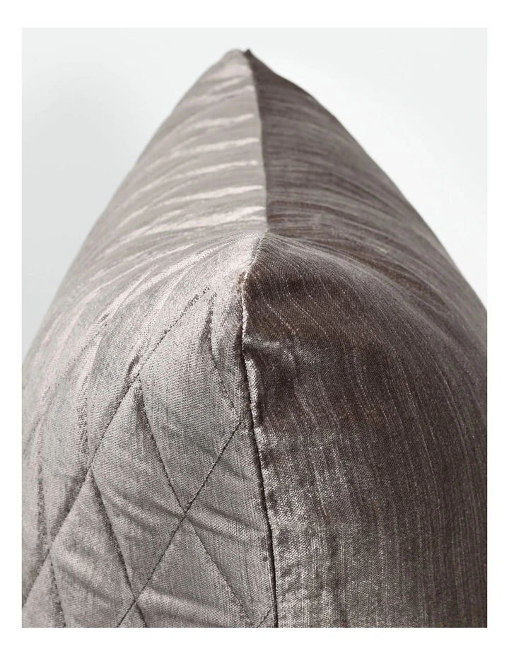 COCO QUILTED - VINTAGE PEBBLE - VELVET CUSHION image 4