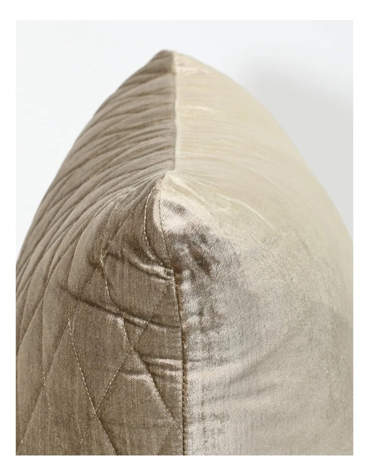 COCO QUILTED - VINTAGE GOLD - VELVET CUSHION image 3