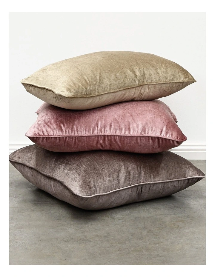 COCO PIPED - VINTAGE ROSE - VELVET CUSHION - SELF PIPE image 5