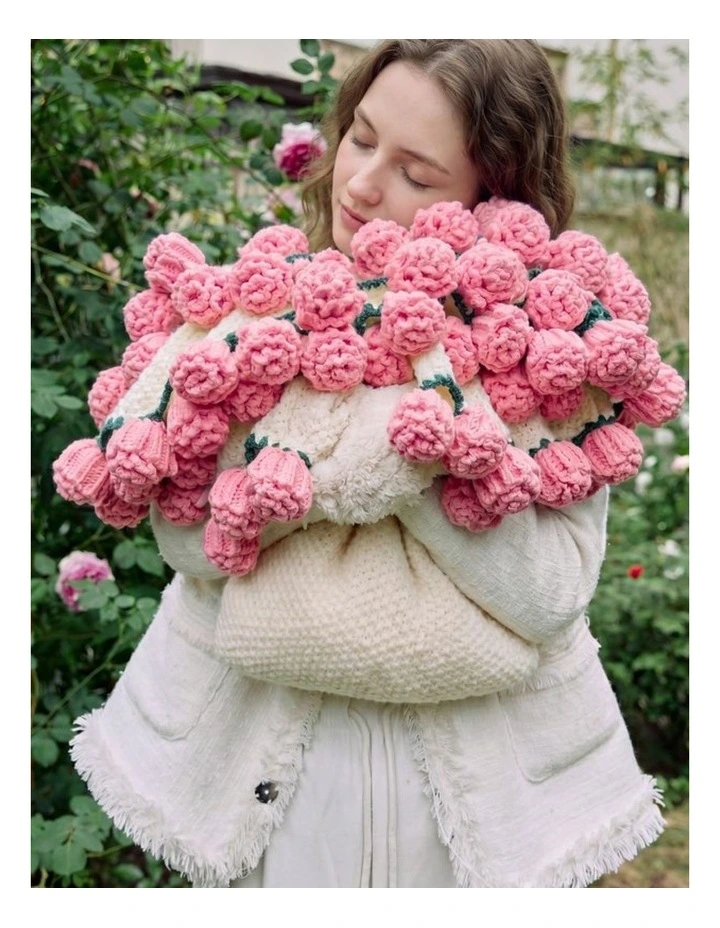 GIOIA CASA 3-in-1 Rosebud Knit Throw in Pink image 5