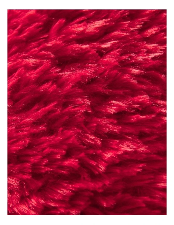 GIOIA CASA Faux Fur Love Heart Cushion in Red (40x35cm) image 4