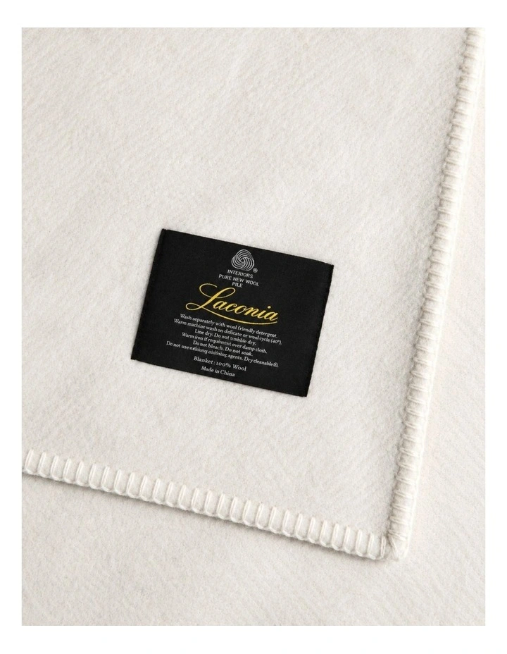Laconia 400gsm Wool blanket  - Natural image 2