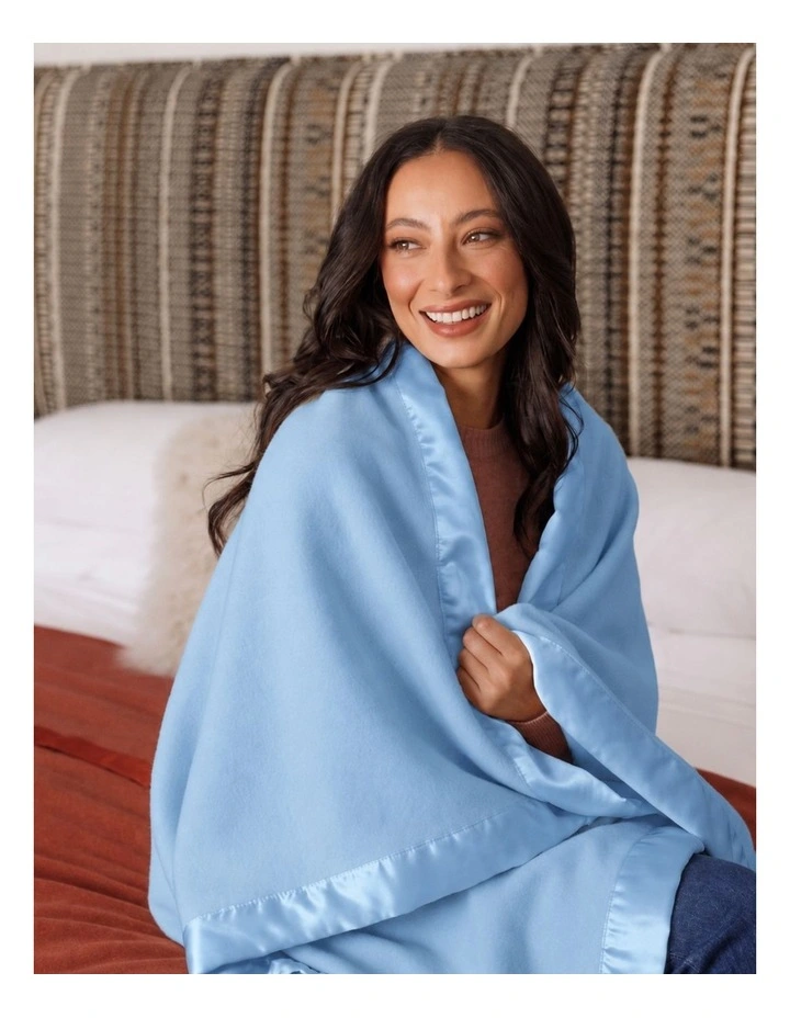 Jackaroo 80% Premium Australian Wool Blanket image 2