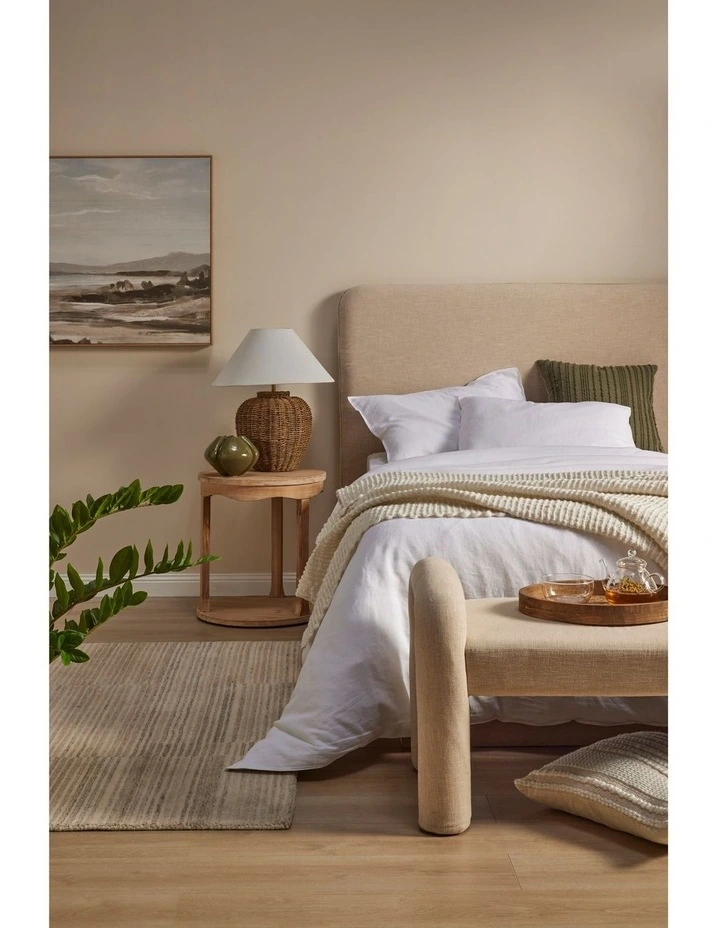 Amalfi Sunny Throw White 180x130x1cm image 5
