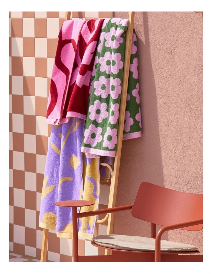 Flowerbed Towel Sheet image 5