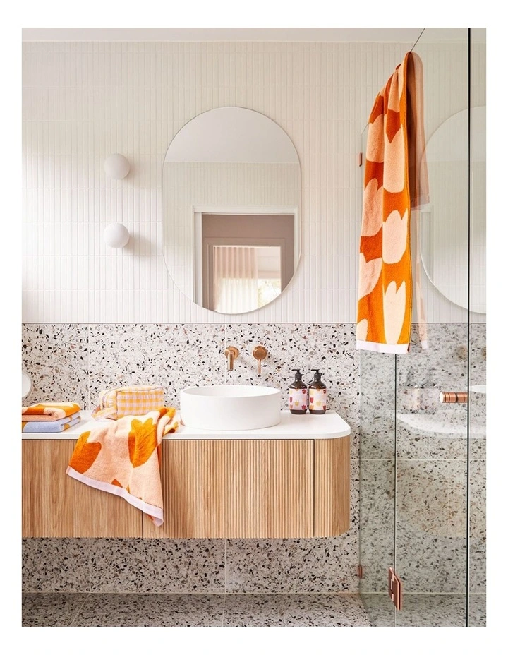Tulip Towel Sheet image 3
