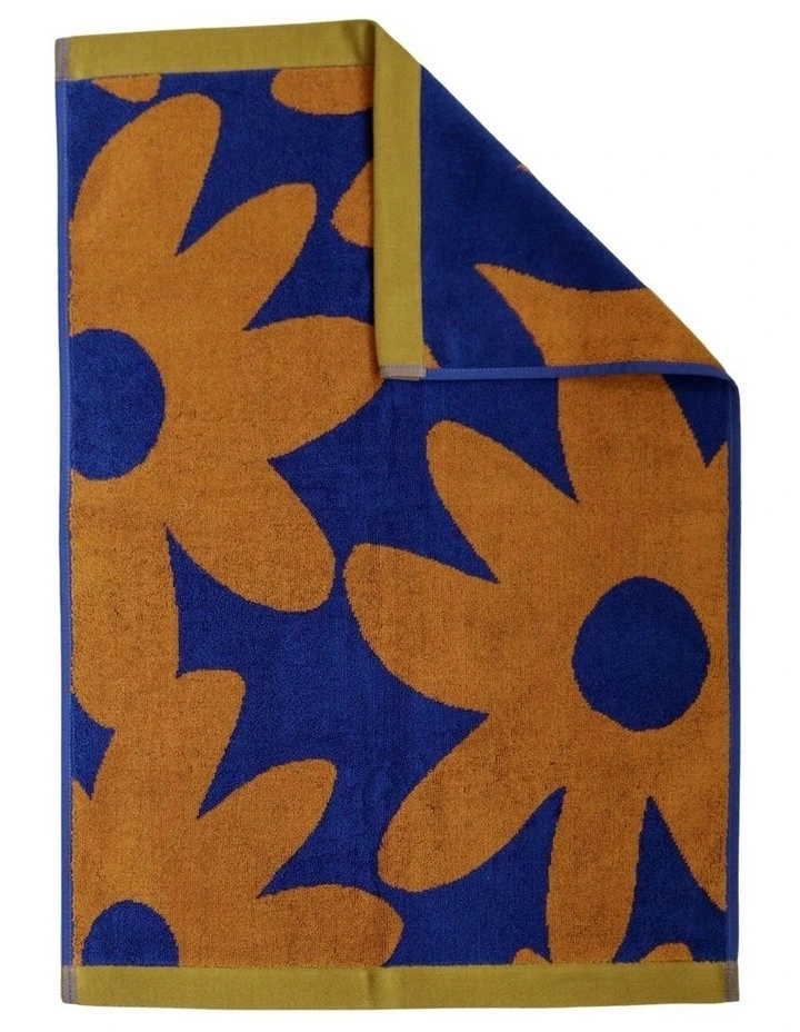 Marlo Hand Towel image 1