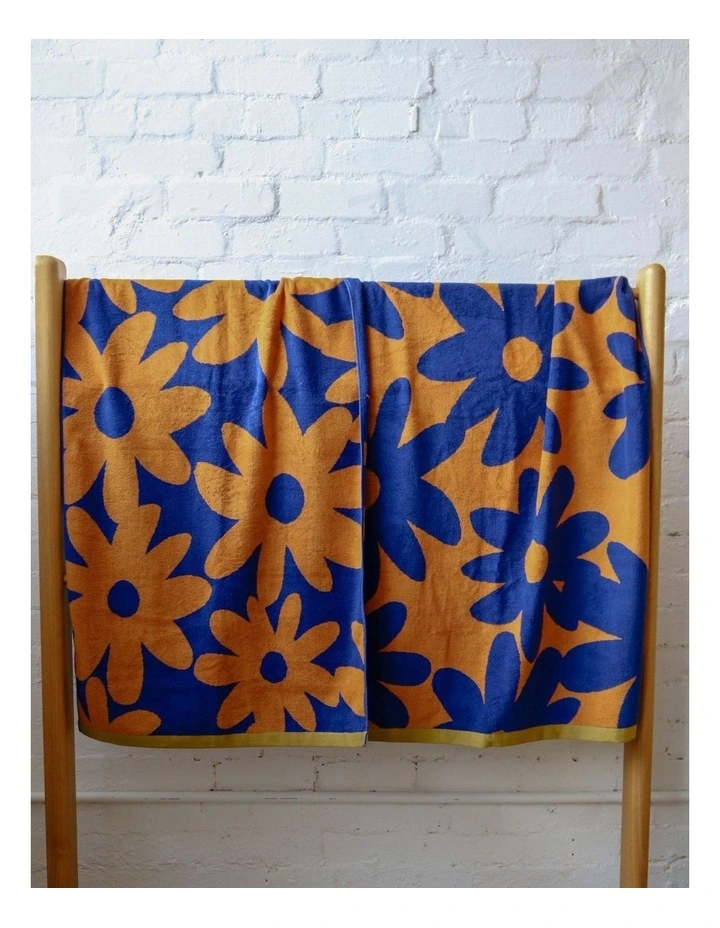 Marlo Bath Towel image 3
