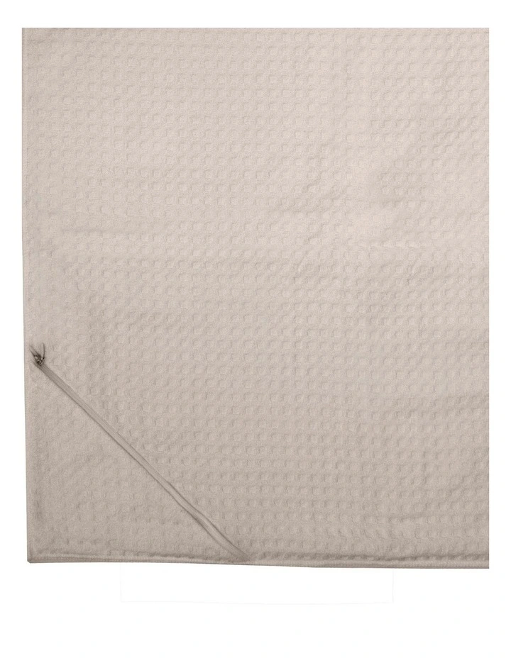 Matrix Microfibre Gym Towel Large Stone image 3