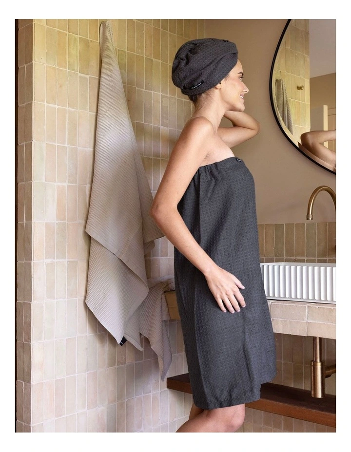 Matrix Microfibre Body Wrap Charcoal image 2