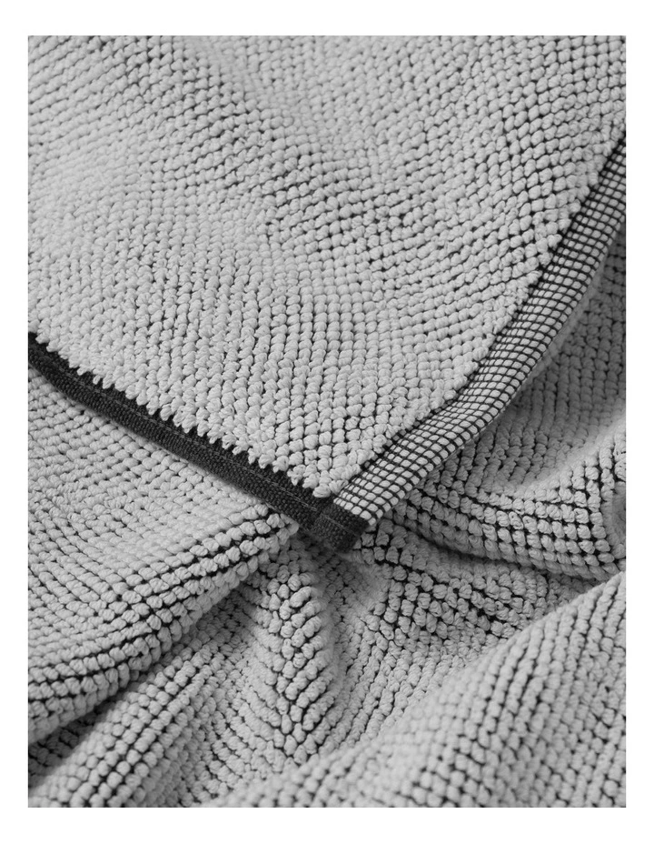 Washed Pebble Hand Towel in White/ Graphite image 2