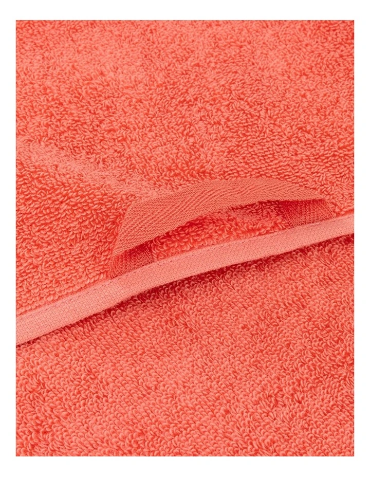 LLecroco Bath Towel in Papaye image 4