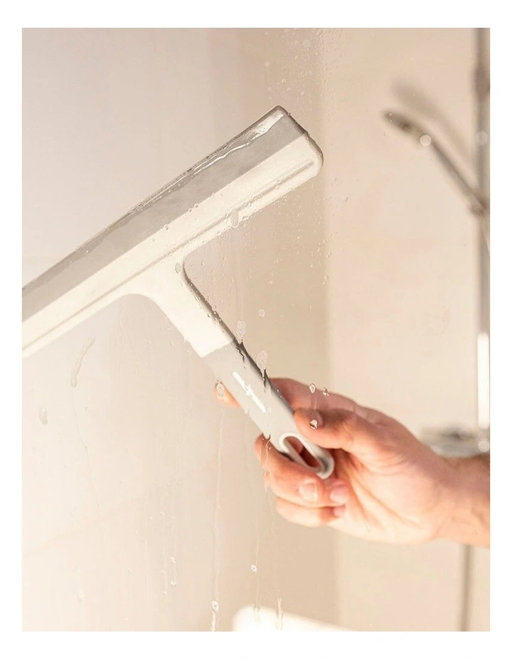 Vigar Basic Squeegee Window Tile Glass Cleaner 23.5cm Rubber Handle image 4