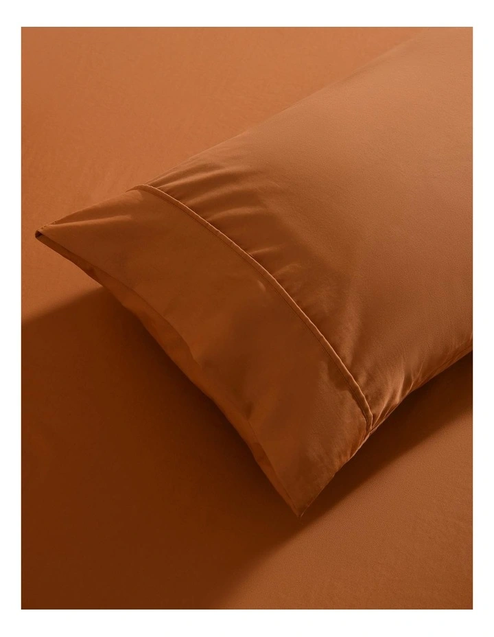 250TC Cotton and Recycled Polyester Blend Fitted Sheet Set in Rust image 3