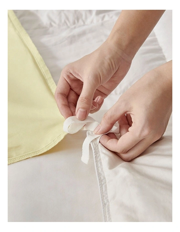 400 Thread Count Premium Cotton Sateen Piped Quilt Cover Set in Citron image 4