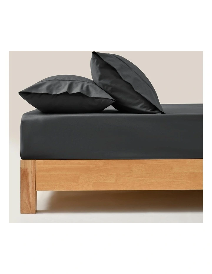 250TC Cotton and Recycled Polyester Blend Fitted Sheet Set in Charcoal image 1