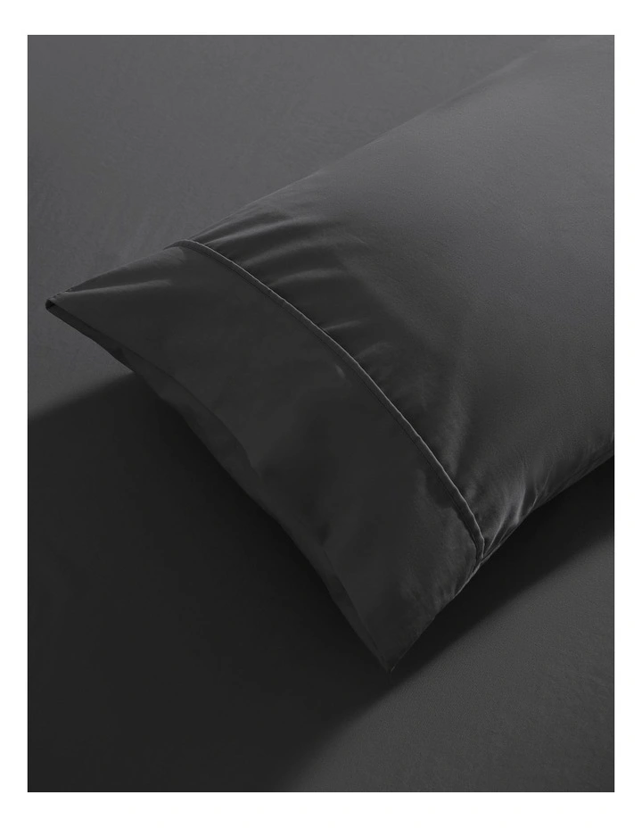 250TC Cotton and Recycled Polyester Blend Fitted Sheet Set in Charcoal image 2
