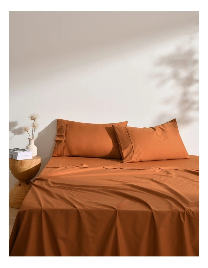 250TC Cotton & Recycled Polyester Blend Sheet Set in Rust image 1