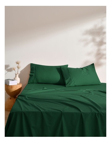 HUNTER GREEN colour