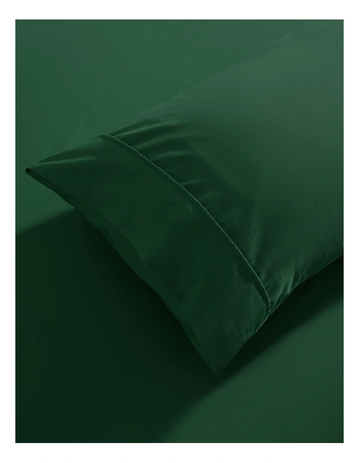 250TC Cotton and Recycled Polyester Blend Sheet Set in Hunter Green image 3