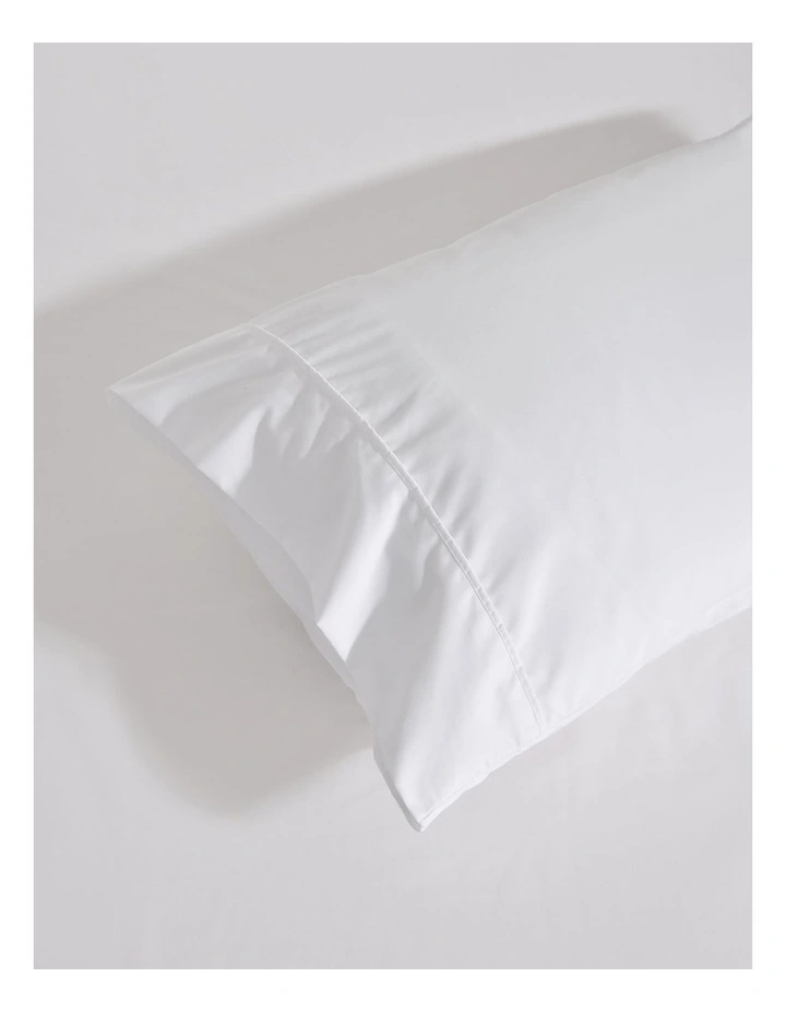 250TC Cotton and Recycled Polyester Blend Sheet Set in White image 3