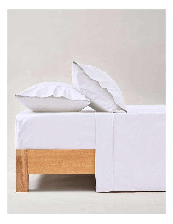 250TC Cotton and Recycled Polyester Blend Sheet Set in White image 7