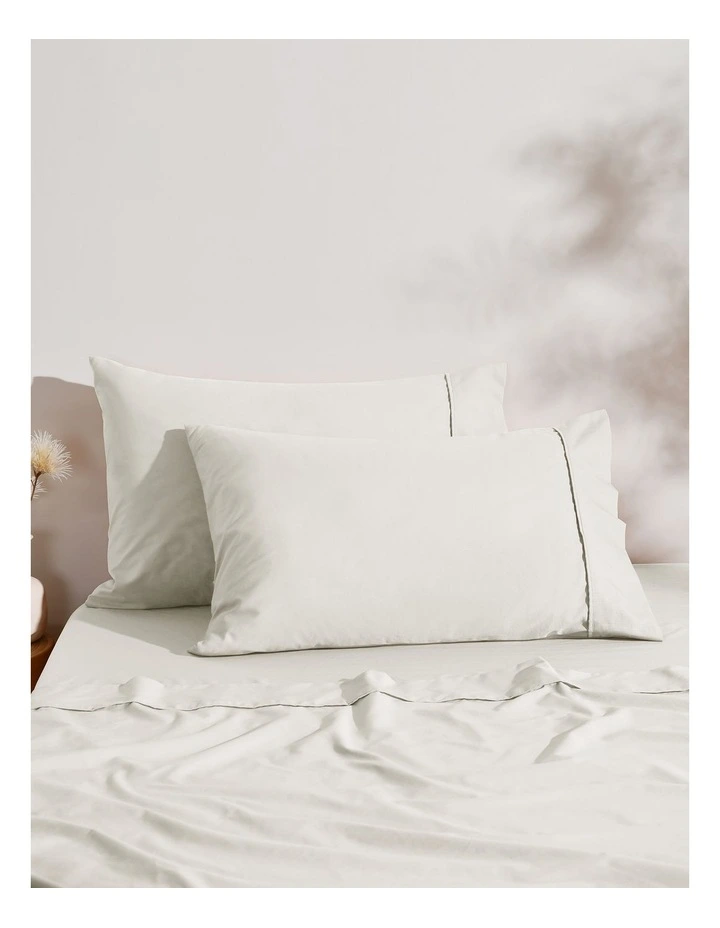 250TC Cotton & Recycled Polyester Blend Sheet Set in Silver Grey image 2