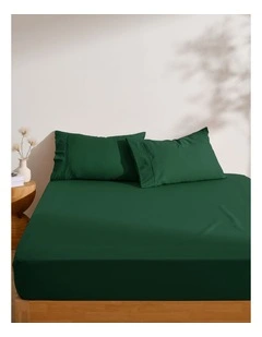 250TC Cotton & Recycled Polyester Blend Fitted Sheet Set in Hunter Green