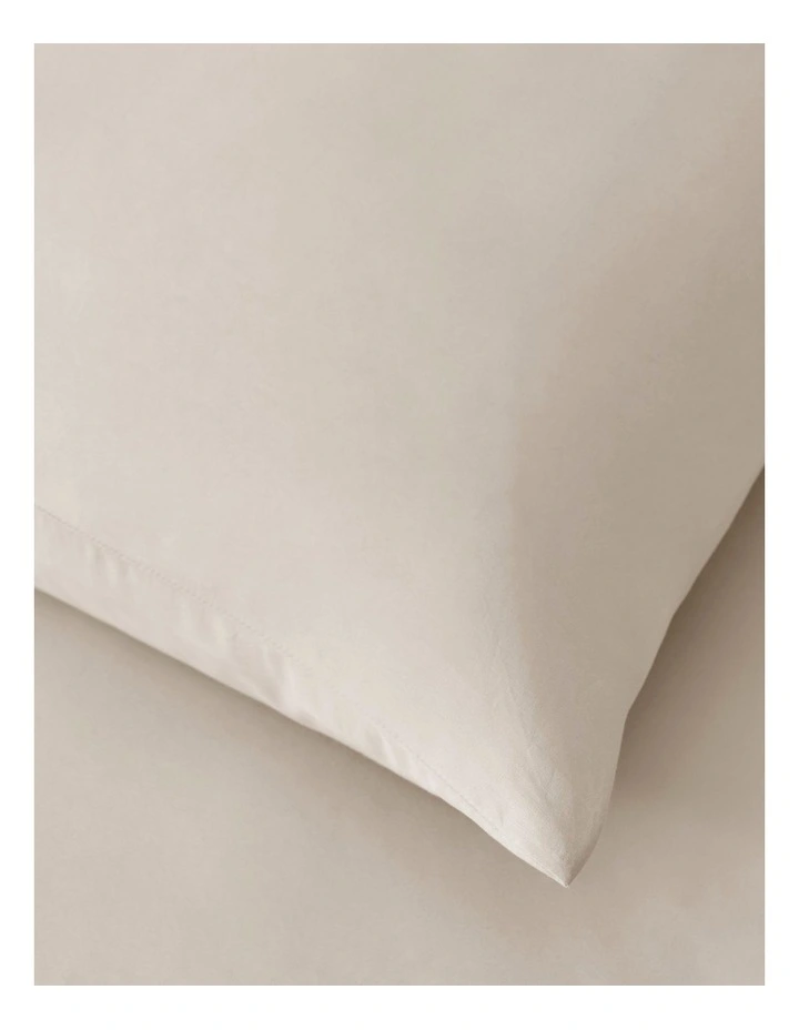 400TC Premium Cotton Sateen Fitted Sheet Set in Oatmeal image 5